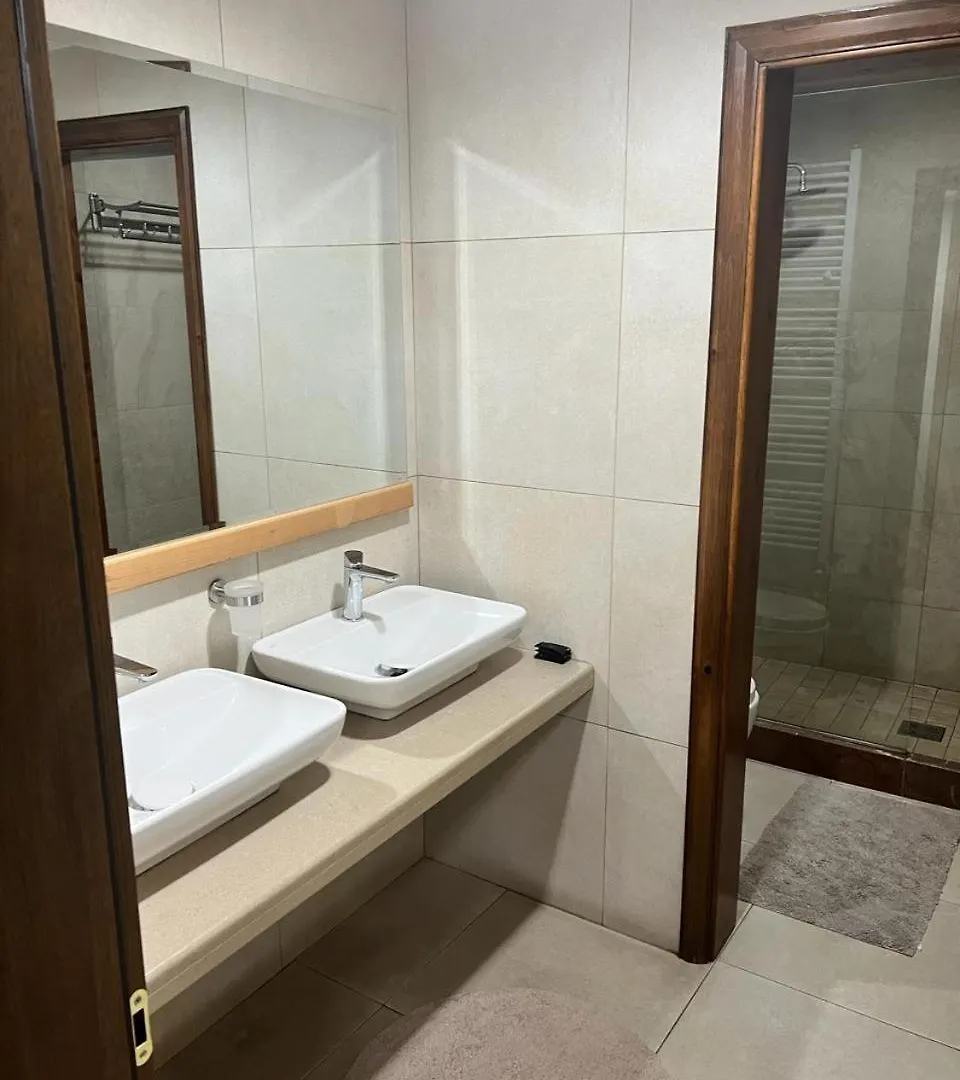 Hotel Bacelli Μοσχόπολη 3*,